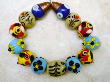Mix and Match Handmade Lampwork 15-18mm (Set of 13) Stunning Glass Beads A3