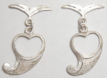 925 SILVER Plated 26X16mm CELTIC HEART (2 Toggles) P271