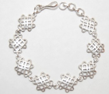 925 Silver Plated 20mm 4 Hearts Square 8" Bracelet P250