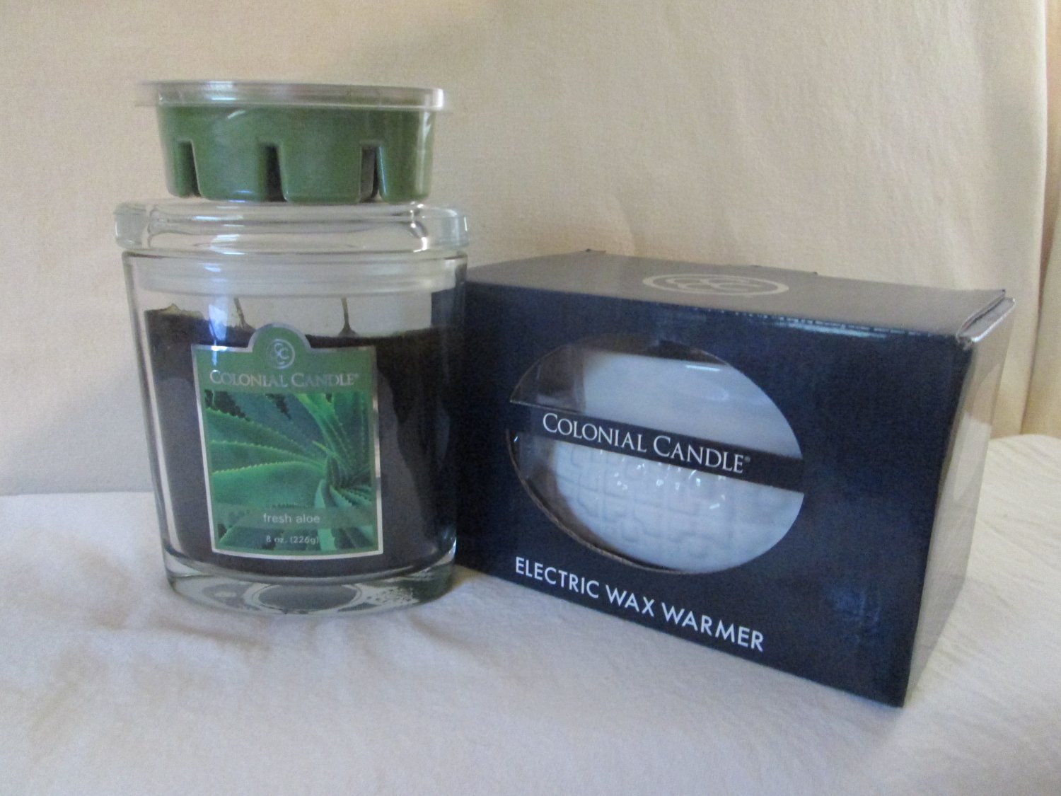 Colonial Candle Electric 2 in 1 Wax Warmer, 8 oz Jar & Tart Set, Boxed