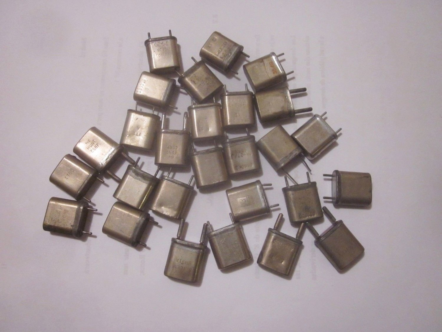 LOT OF 27 CRYSTAL QUARTZ for HAM RADIOS, COLLINS, DRAKE, HEATHKIT & OTHERS