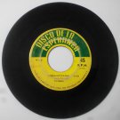LOS JAGUARS -Tristeza en tus ojos - 7''  SURF GO GO PERU / PEDRO MIGUEL -Comentario en el solar-