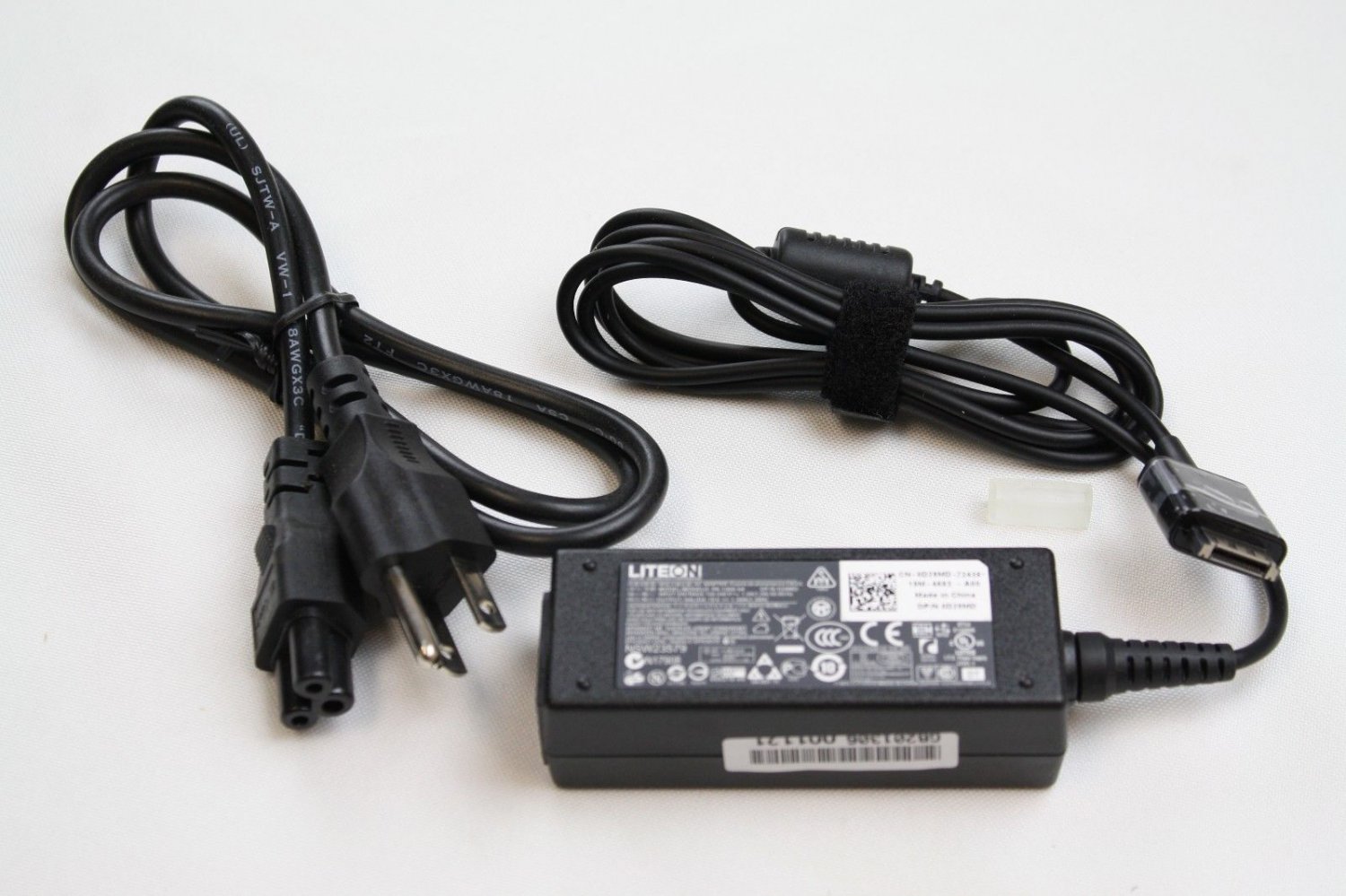 Original Dell 19V,1.58A 30W D28MD AC Adapter Charger For Dell Latitude ...