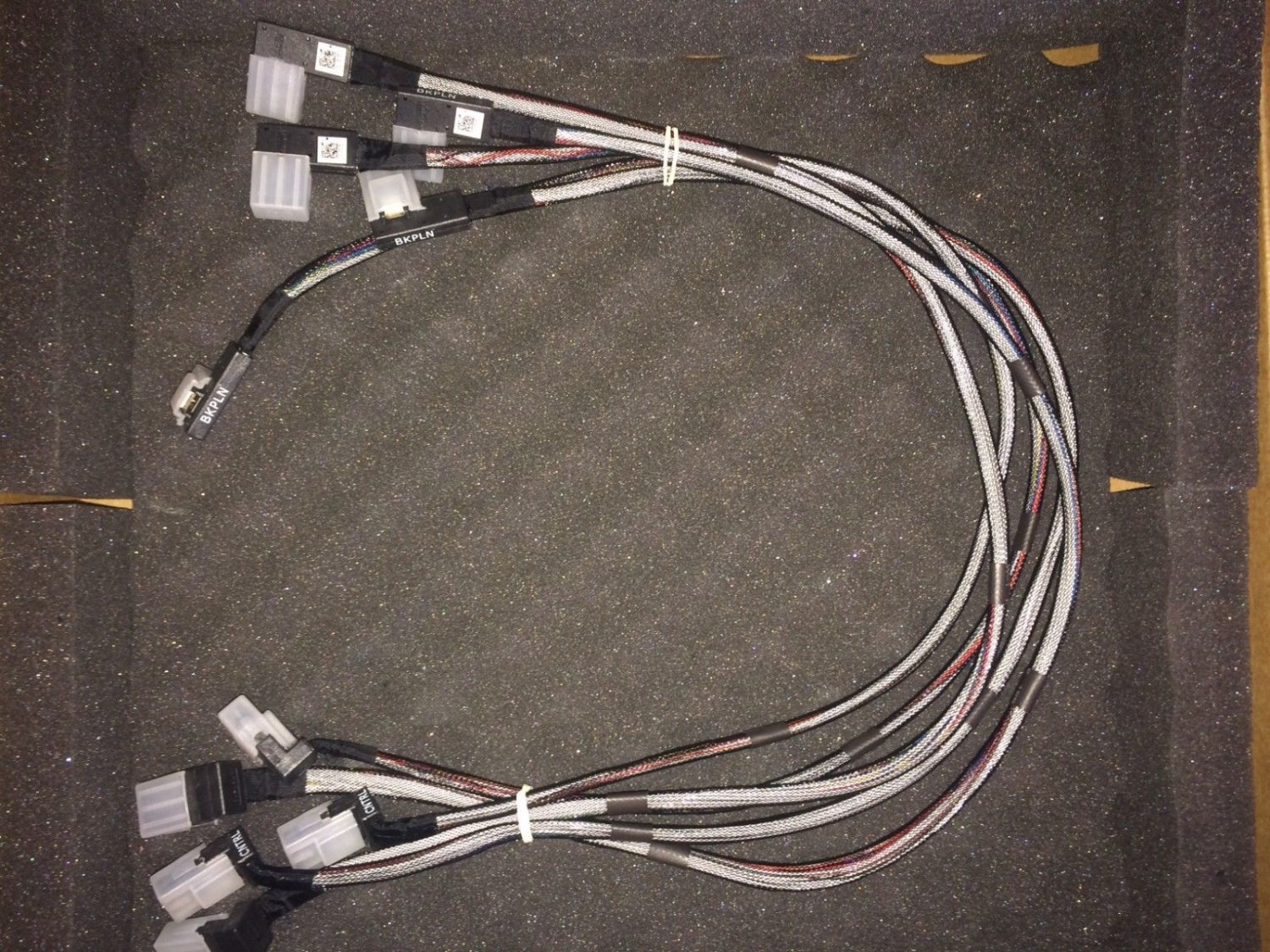 New Dell N170m 731mm 28.7in Sas Cable for Perc H700 in Dell R710 for 3.5 HDD