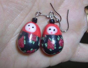 Matrioshkas earrings- red /black