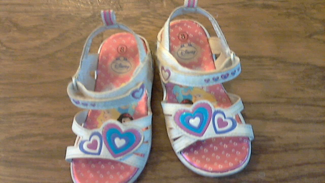 Dinsey toddler girl's white princess light up sandals size 8