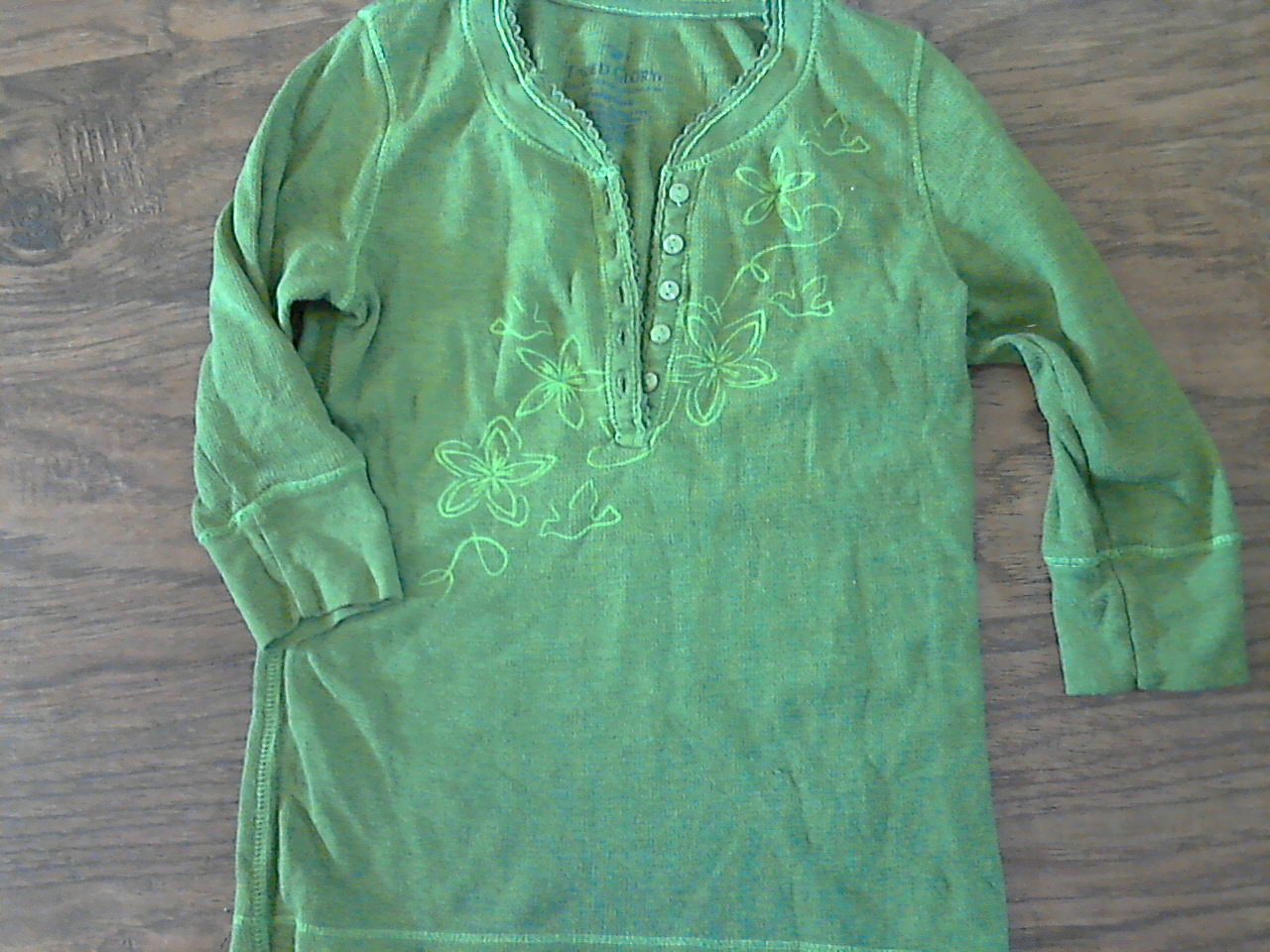 Faded Glory girl's green long sleeve shirt size M (7-8)