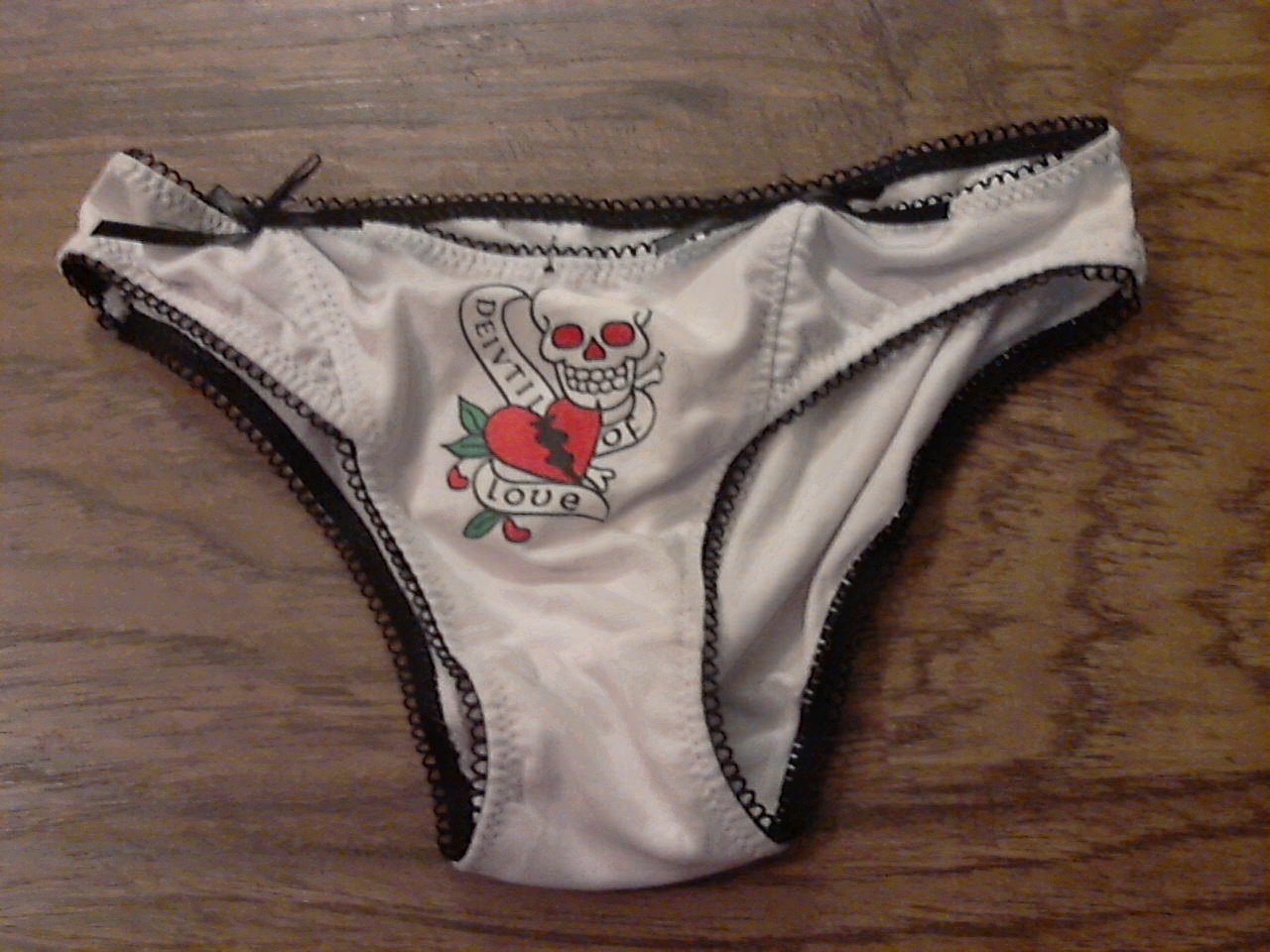 Woman's white skull head stretch binki panty size Large