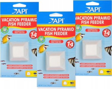 API 14 Day Vacation Pyramid Fish Feeder 3 Pack