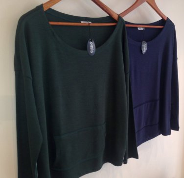 Women Sweatshirt \ Navy Blue Sweatshirt \One Size Sweatshirt \ Loose Shirt \Round Neckline Shirt
