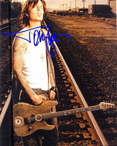LEETOMMYa Autographed Preprint Signed Photo