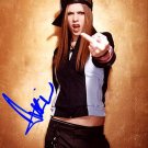 LevigneAvrilFU Autographed Preprint Signed Photo