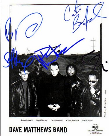 MatthewsDaveband Autographed Preprint Signed Photo