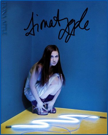 appleFionaCorner Autographed Preprint Signed Photo
