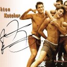 kutcherashtonGay Autographed Preprint Signed Photo