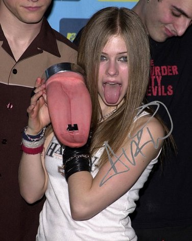 lavigneavril_tounge Autographed Preprint Signed Photo