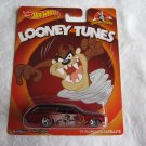 Hot Wheels 2013 Looney Tunes Taz '71 Plymouth Satellite MOC by Mattel