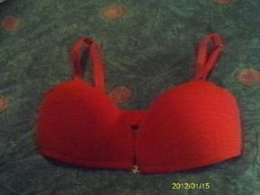 (34D) Frederick's of Hollywood red padded demi bra w/underwire multi-ways bra..