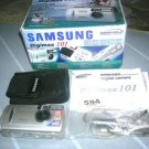 SAMSUNG Digimax 101 1.3 MP digital camera