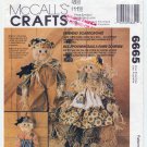 Scarecrows Dolls, Black Bird, Wall Hanging Sewing Pattern Size UNCUT McCall's Crafts 6665