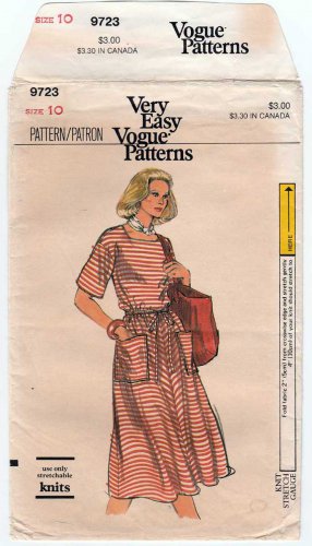 Women's Pullover Knit Dress Sewing Pattern, Short Sleeves, Misses Size 10 UNCUT Very Easy Vogue 9723