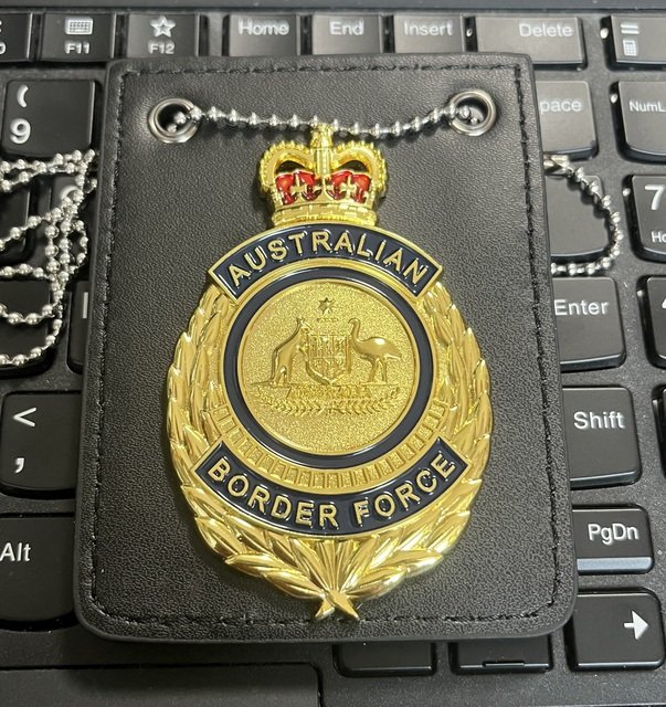 Australian Border Force Badge With Leather Holder