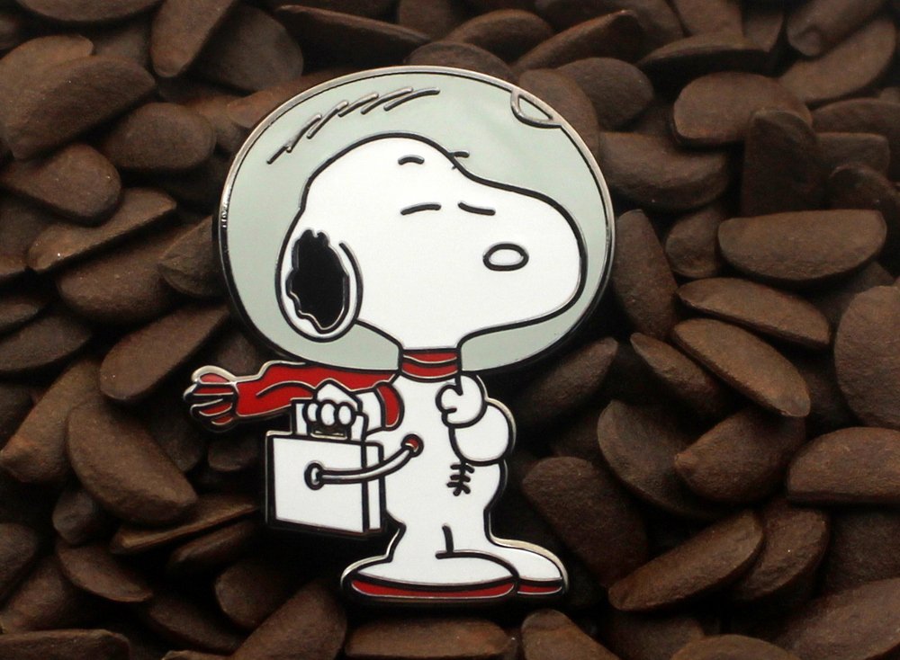 Snoopy Pins Astronaut Pin