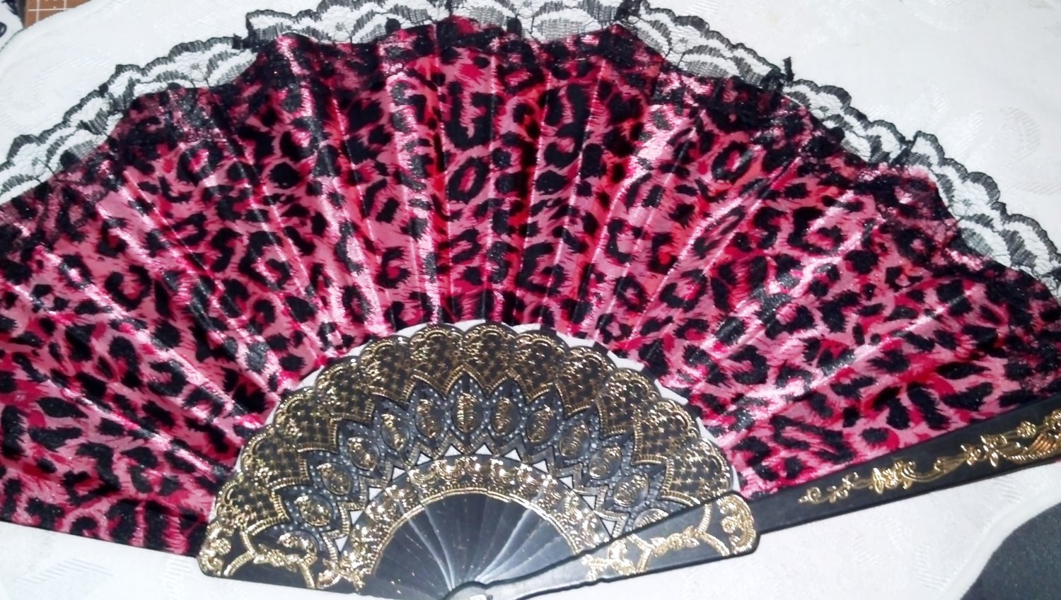 Folding Fan, Hot Pink silk with Jaguar design with black lace trim by "Silk Breeze"