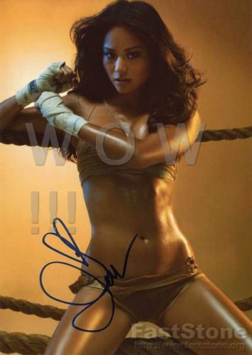 Gorgeous JAMIE CHUNG Signed Autograph 8x10  Picture Photo REPRINT