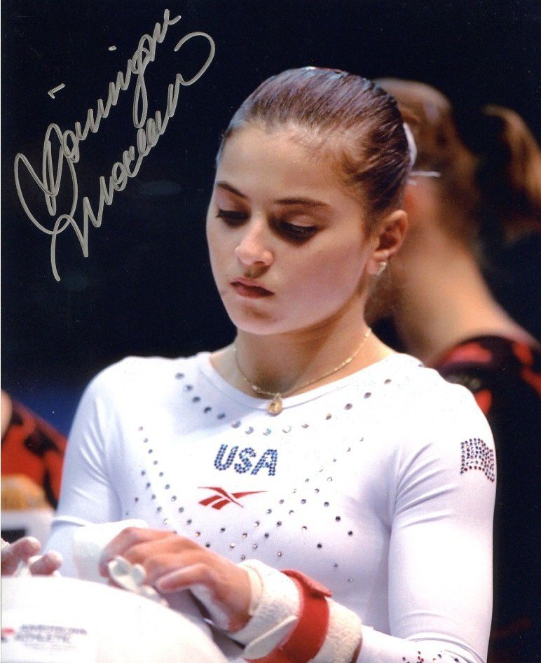Dominique Moceanu Signed Photo main image 1