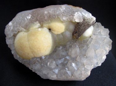 AMAZING FLUORITE AND MM QUARTZ MINERALS FORMATION COLLECTIBLES SPECIMENS INDIA