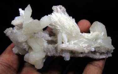 AWESOME MORDENITE AND STILBITE MINERALS FORMATION COLLECTIBLES SPECIMENS INDIA