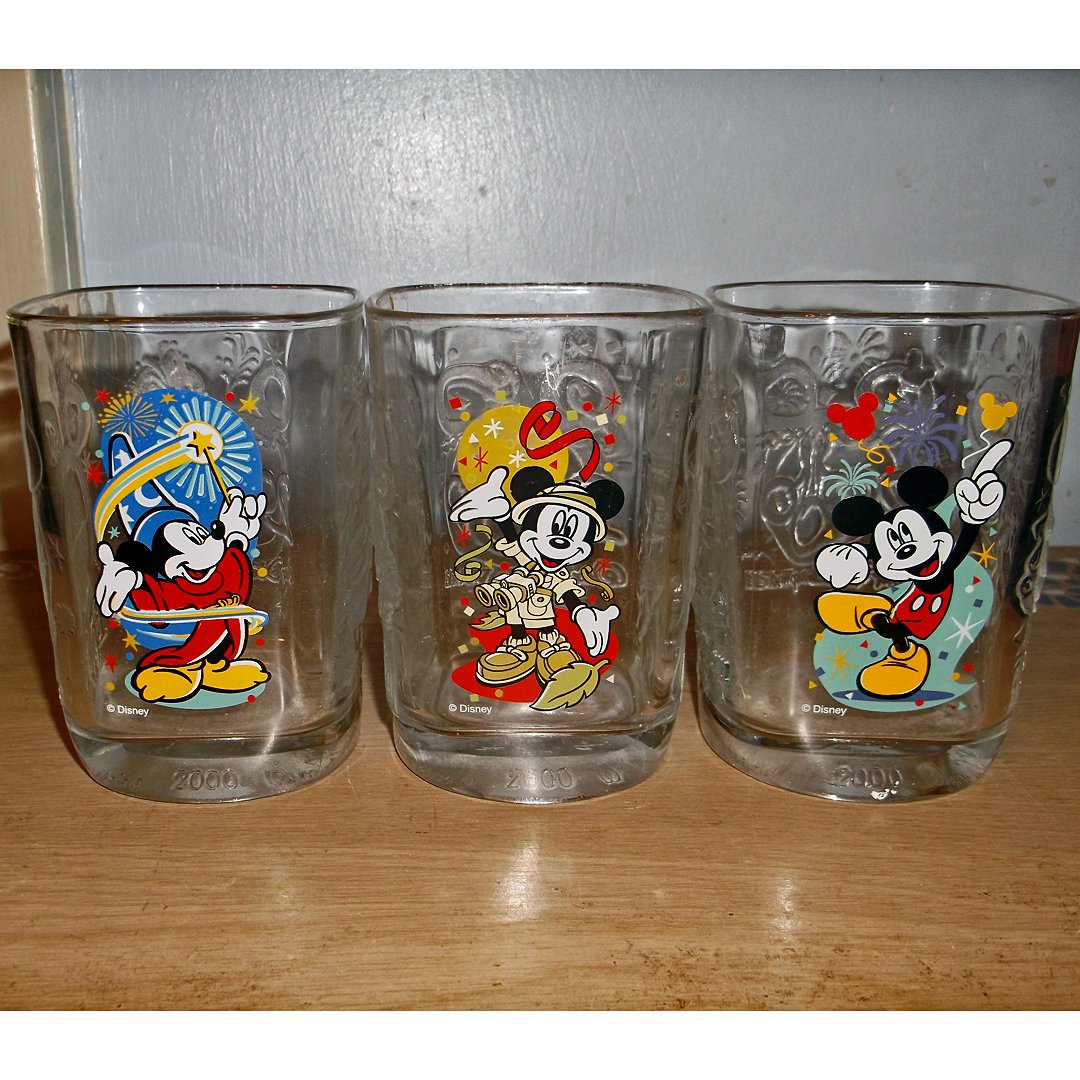 Micky Mouse Walt Disney World Celebration 2000 McDonald’s Glass Safari Mickey