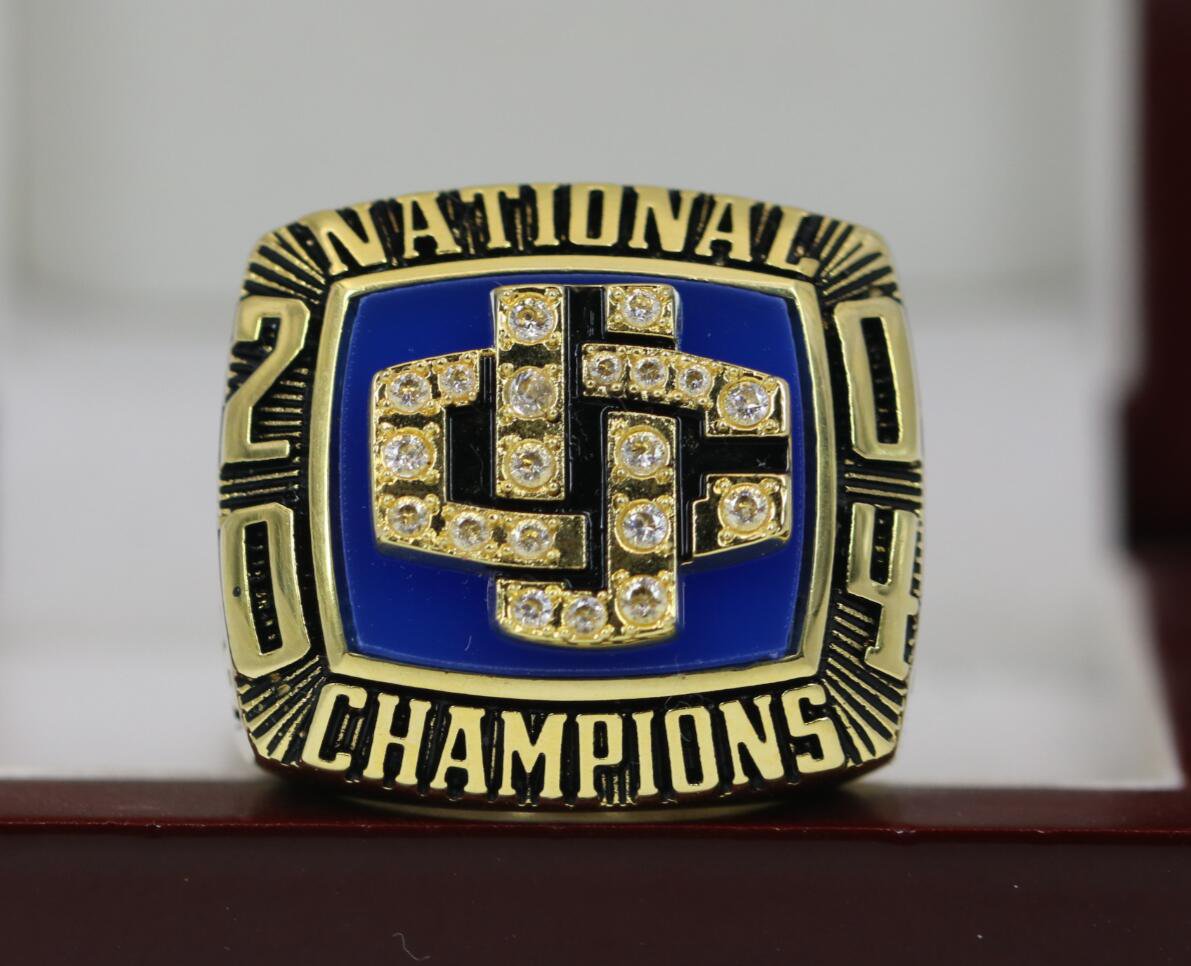 2004 University of Connecticut UCONN Huskies National Championship Ring 8-14S