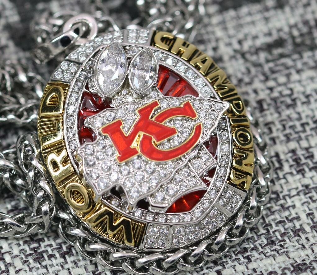 IN STOCK ) 2020 Super Bowl KC Chiefs Necklace