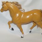 PLASTIC YELOWISH HORSE