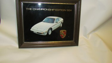 PORSCHE GLASS WALL  HANG