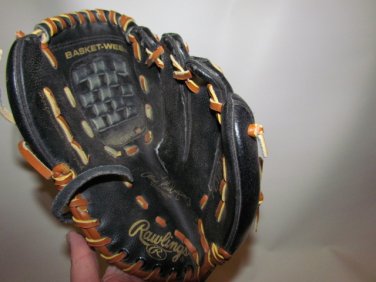 BASEBALL MITT