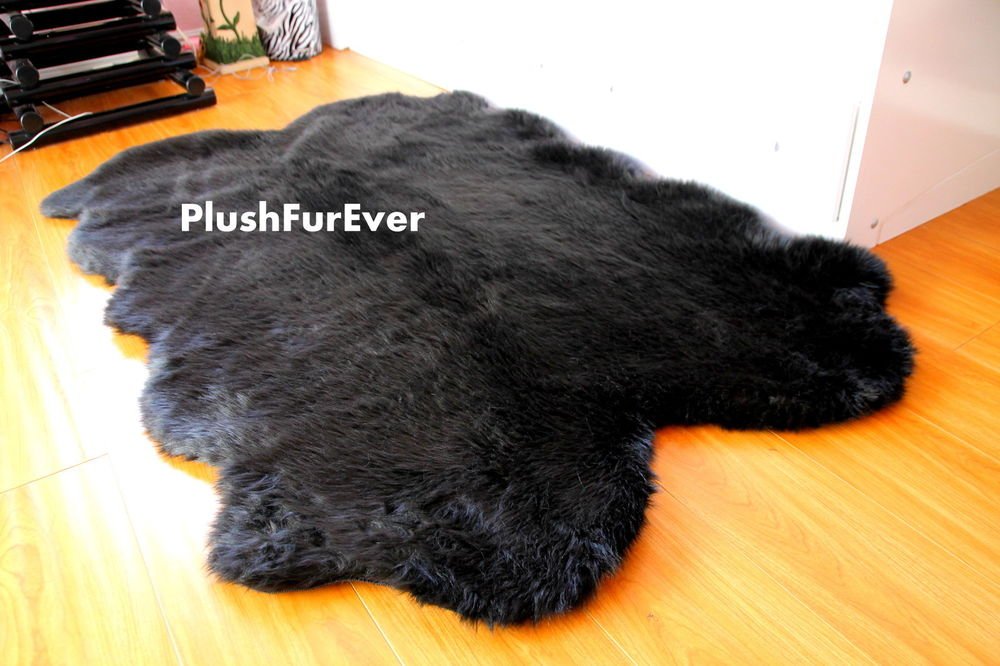 5'x7' Black Faux Fur Rug Quad Sheepskin Rug pelts Living room area rug f1
