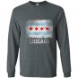 Chicago illinois flag vintage distressed Long Sleeve Gildan