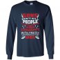 Guns dont kill people grandpa pretty granddaughter do Long Sleeve Gildan