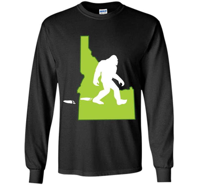 Idaho state bigfoot hunter Long Sleeve Gildan