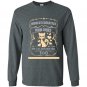 Worlds greatest mom loves her cat and her kids too Long Sleeve Gildan