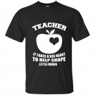 Teacher it takes a big heart to help shape little minds t-shirt