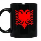 Loo show albanian flag eagle Mug Black