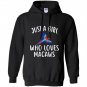 Just a girl who loves macaws funny macaw Hoodie