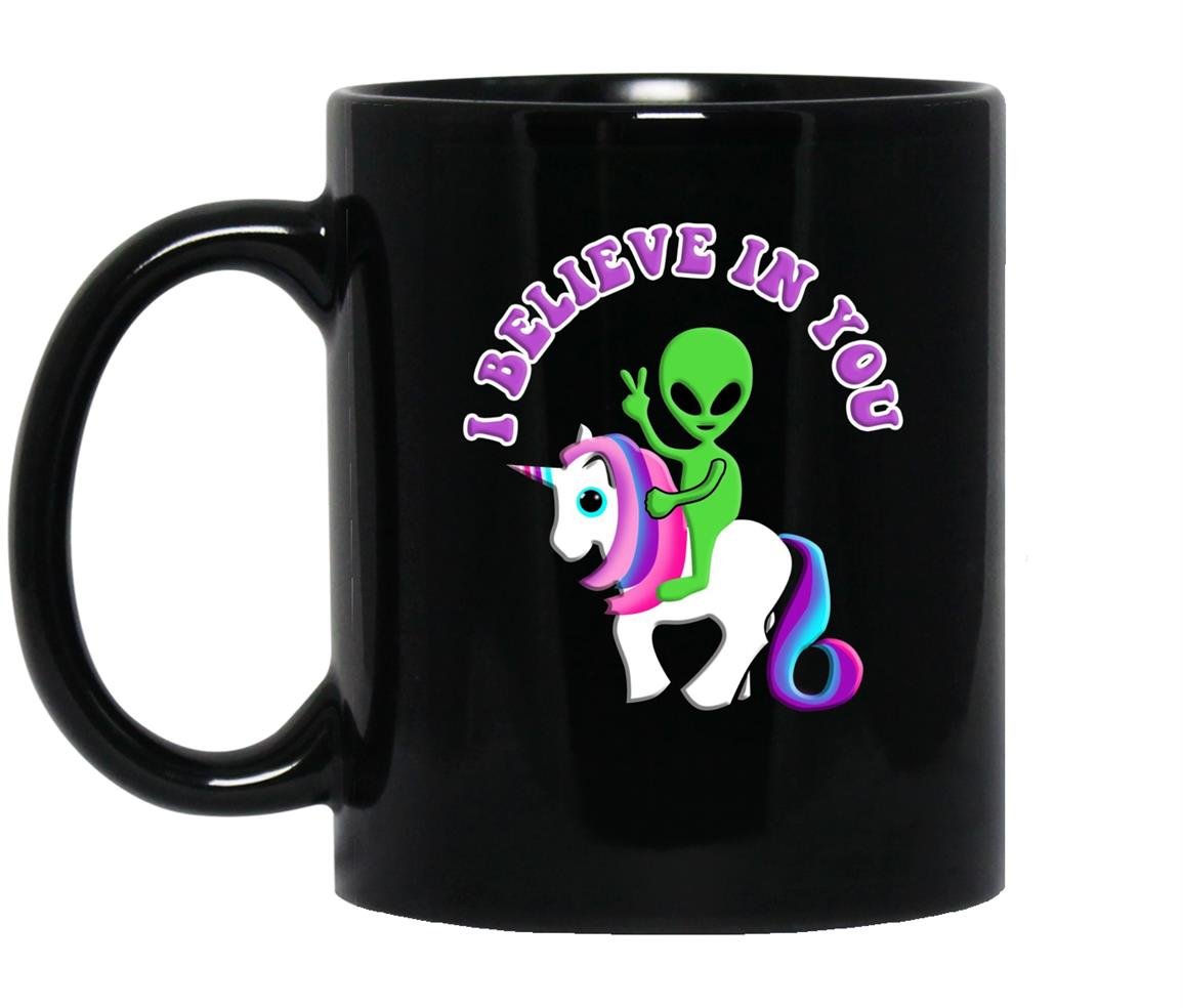 Alien riding a unicorn i believe in you Mug Black
