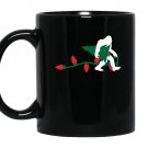 Bigfoot carrying christmas tree holiday sasquatch gift Mug Black