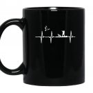 Duck hunting waterfowl heartbeat Mug Black