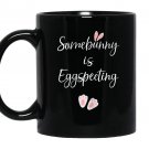 Easter pregnancy announcement somebunny is eggspecting Mug Black
